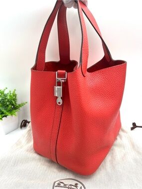 Hermes picotin handbag with lock